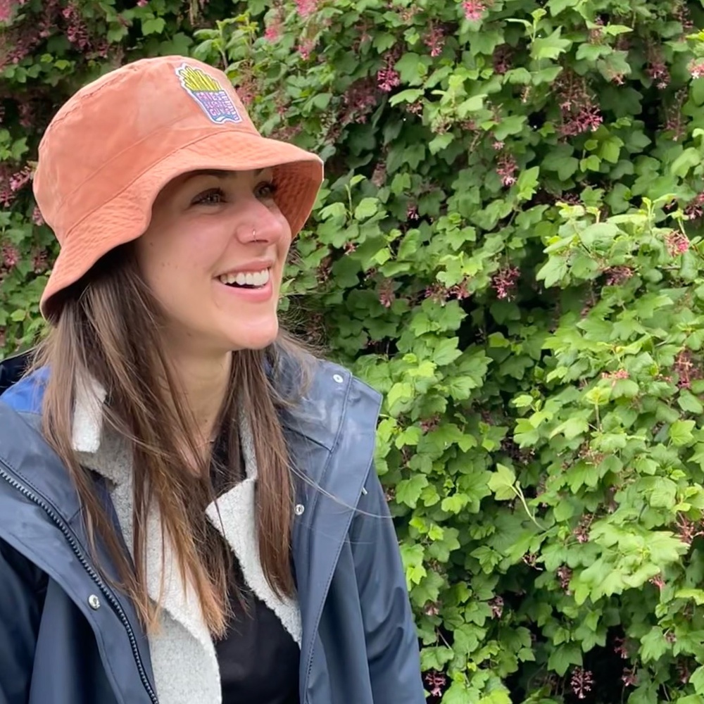 Meet your Posher, Hannah